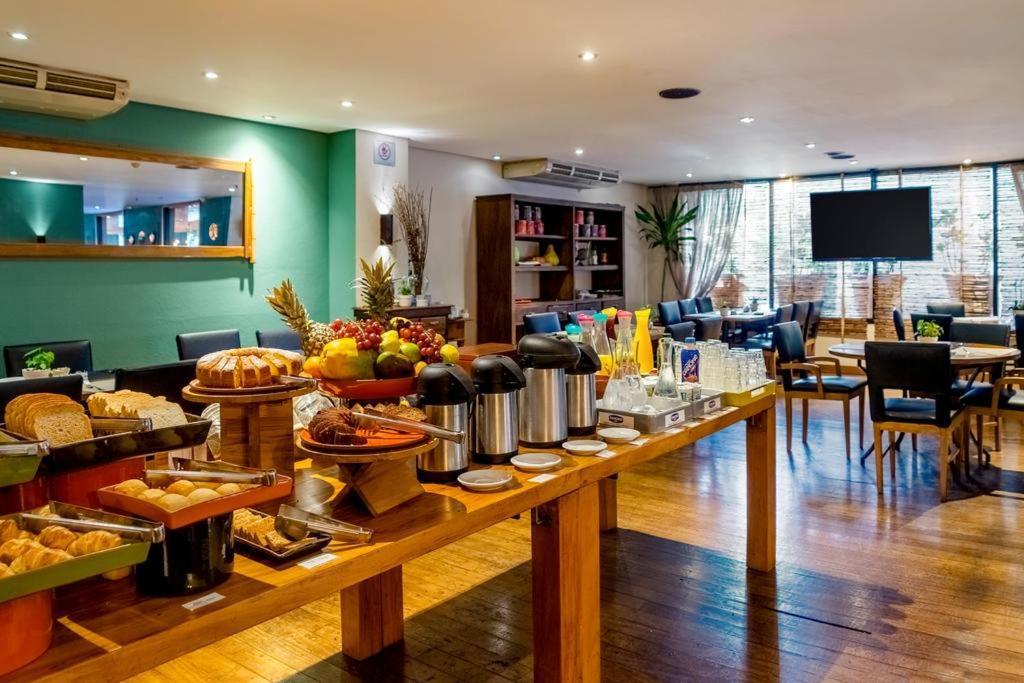 Hotel Excelente Flat Proximo Ao Shopping Ibirapuera São Paulo